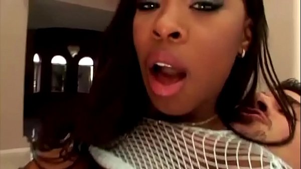 Play MP4 - She is totally bent&comma; she is not fucked in the ass