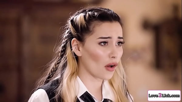 Asian bride_licks bff on herweddingday