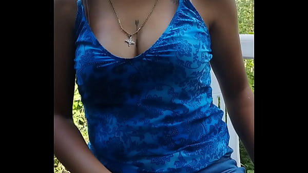 Me da una mamada en el monte