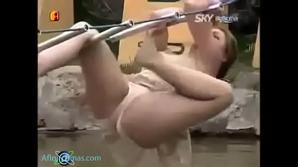 La Avalos Ense&ntilde;ando Casi Todo thumbnail