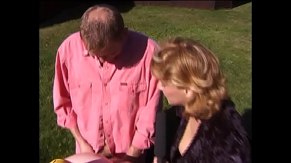 Play MP4 - Blowjob from the sex doll and the sex teacher