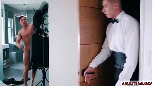 Brock Cheats with Best Man Reese Before Wedding 