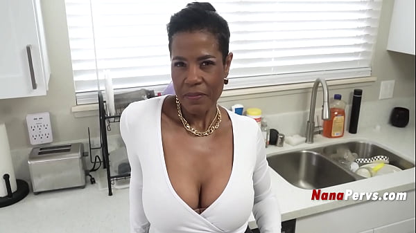 Play MP4 - Ebony Step Nana And An HOT Interracial Step Family Threesome &lpar;FFM&rpar;