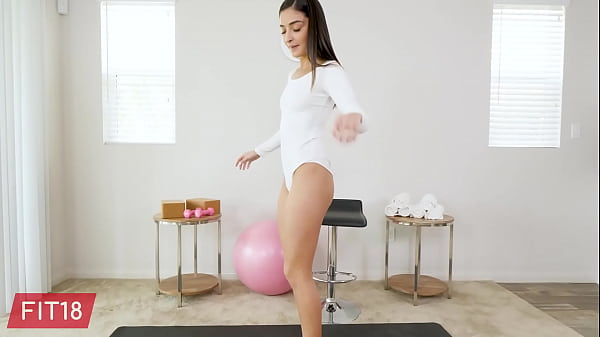 Play MP4 - Fit18 - Emily Willis - 51kg - I Creampie A Flexible Former Ballerina