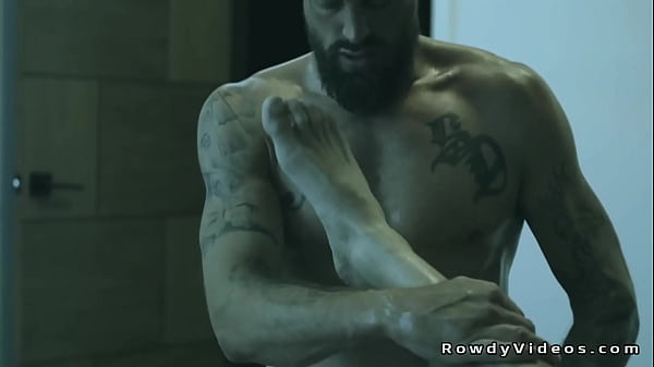 Unhomed man Alpha Wolfe takes offer from rich man Roman Todd who wants to help for hot shower then they filp anal fuck in his bedroom 