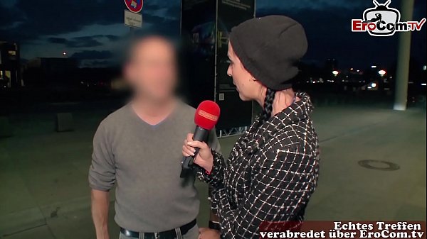 Play MP4 - Deutsches Stra&szlig;encasting - Fremde M&auml;nner nach sex gefragt