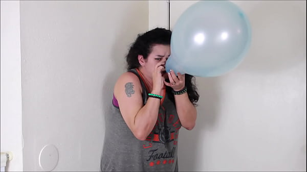 Curvy Haydee Rodriguez Blows Till They Pop 3 Different Balloons For Your Loony Pleasures! thumbnail