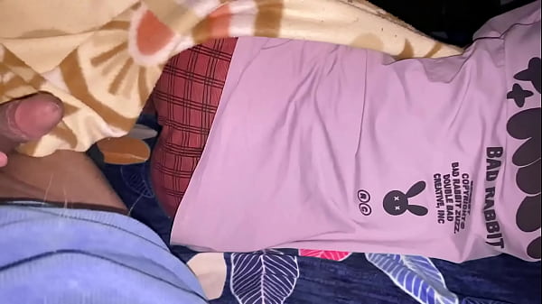 कॉलेज से भागकर भारतीय प्यारी सौतेली बहन की चुदाई