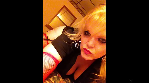 Sexy busty blonde milf plays to the camera