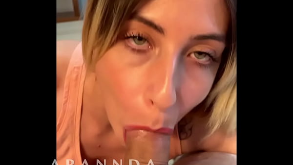 Chica Rubia Chupando Una Polla thumbnail