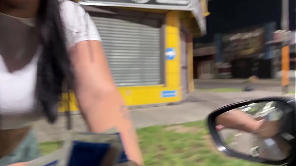 ncuentrouna vendedora sexy en Buenos Aires y termina siendo mi_actriz porno amateur