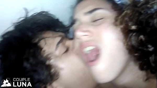 Play MP4 - Caiu na Net Novinha de 18 Aninhos&comma; Safada de Recife&comma; Chupando um Piroc&atilde;o e Dando a Bucetinha Gostosa&excl;