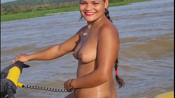 Ester Tigresa andando cm jet nua 