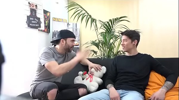 A couple of_strangers watching porn_Will they end upfucking