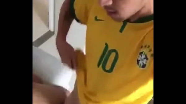 H&eacute;tero torcendo pelo Brasil 