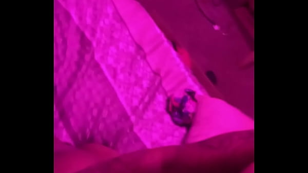 Watch how this ass_get super wet