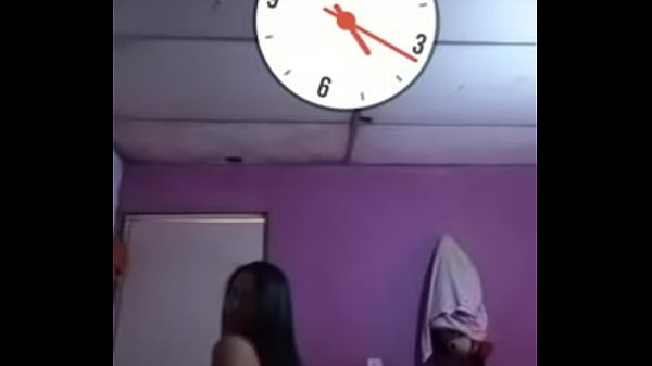 Chica caliente en tanga