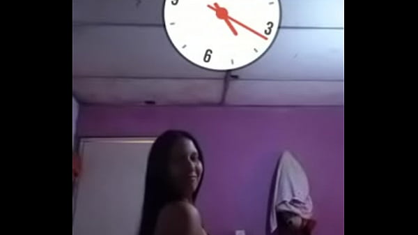 Chica caliente en tanga