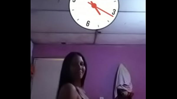 Chica caliente en tanga