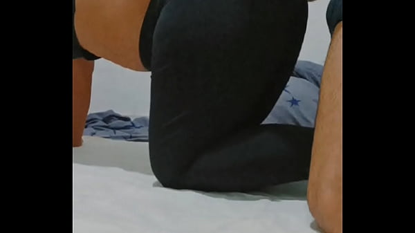 Play MP4 - comendo a morena rabuda de quatro