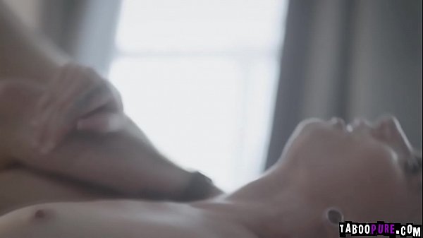 Jake fucked Chloe Temple_in echange to teach her in math exam