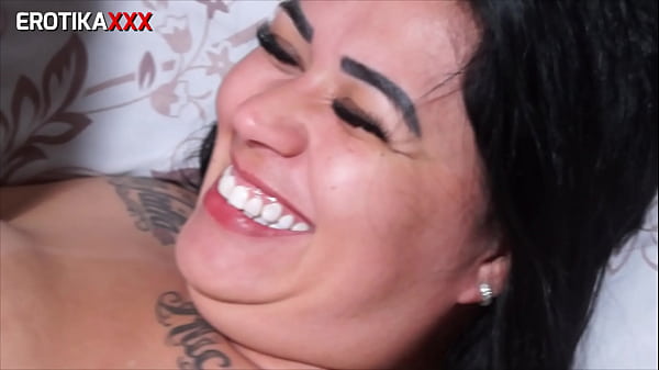 Juliana Bohm - Uma dan&ccedil;arina gostosa - Gravado na boate Orfeu de Canoas - TRAILER 