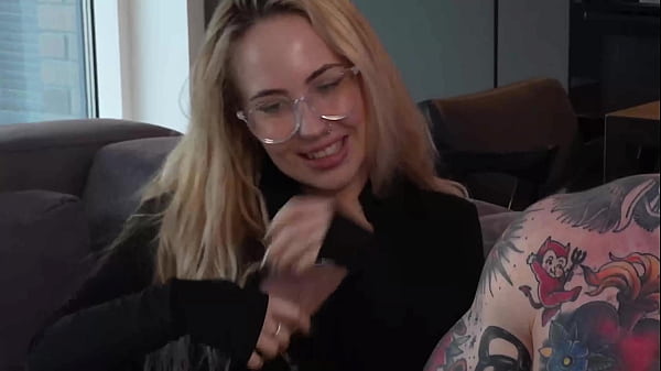 Young couple came to the casting bella mur webcam school