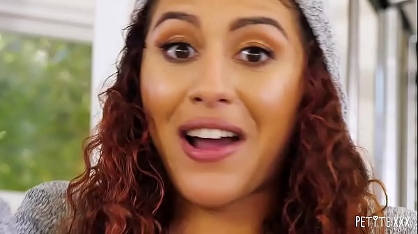 Play MP4 - Petite Latina Liv Revamped Gets a Workout