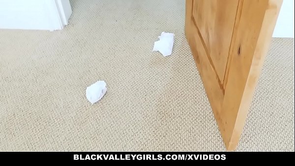 BlackValleyGirls - Online Celebrity (LoniLegend) Loves Shaking Her_Tight Ass