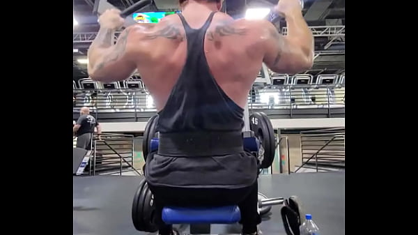 Nonton Back Pump. Who Loves A Powerful Back? thumbnail