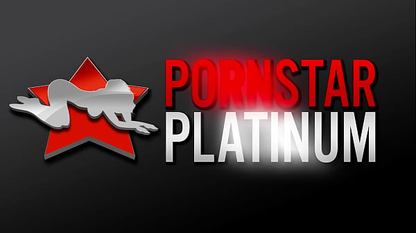 Nonton Slutty Milf Alura Jenson In A Steamy Christmas Solo! thumbnail