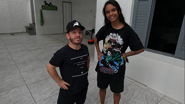 Play MP4 - Jasmine seduz an&atilde;o e leva para o abate