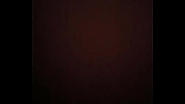 A mi novia le gusta pasarle v&iacute;deos de ella 