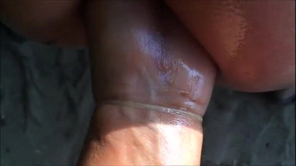 Play MP4 - Bibishe Fisting Friend