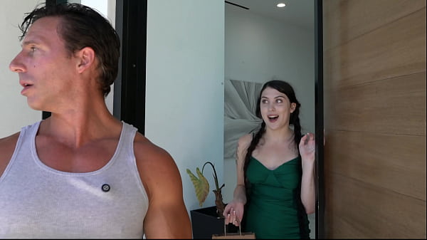 Play MP4 - Neighbors Daughter - DayDream Daisy - Dom Cruise