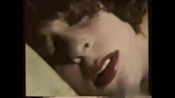 Vintage Shaved Milf At Home thumbnail