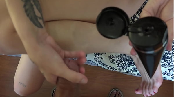 Tall and sexy amateur Brooke Johnson sucks cock_POV and_mounts up