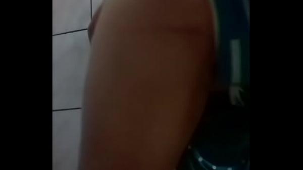 Gostosa rebolado