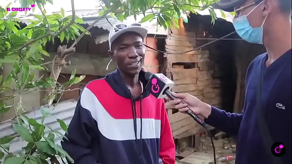 Nonton Anhela Y Sue&ntilde;a Con Ser Cantante De M&uacute;sica Champeta thumbnail