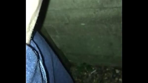 8A6B58D3-F520-4FD6-A838-FE2536090408.MOV 