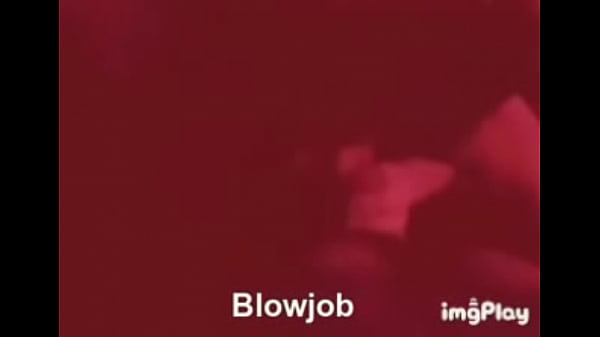 Girl_give a nice blowjob at aparty