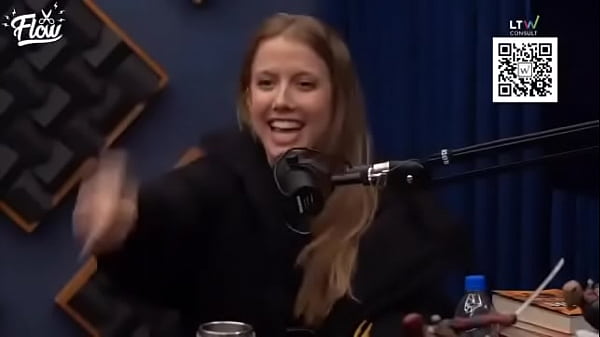 Loira passa a pica em apresentador de tv