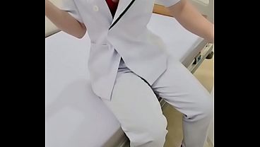 Chịch Em Sinh Vi&ecirc;n Y Năm 2 Khi đi Thực Tập thumbnail