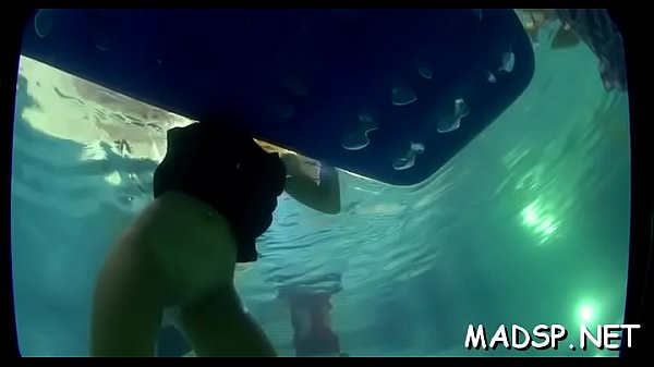 Nonton Kinky Scenes With Beautiful Babes Fucking In A Group thumbnail