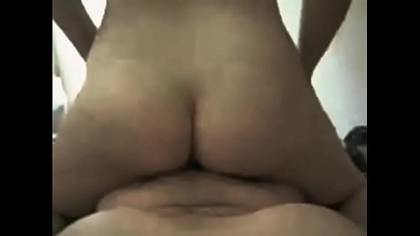 Mi amante d&aacute;ndome sentones qu&eacute; delicia comenten 