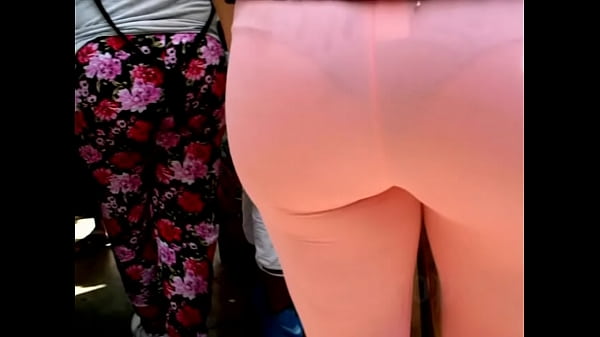 TIA calentona_en leggins transparente