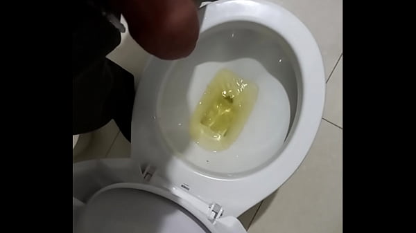 No banheiro rapidinho