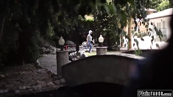 Play MP4 - Teen sucks and is dped by her neighbors