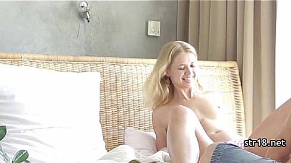 Amateur teen couple fucking on cam 