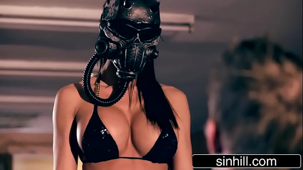 Big Dick Cop Is TeasedBy Smokin Hot Female Franceska_Jaimes Brooklyn_Blue